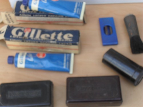 Vintage shaving items - vintage,