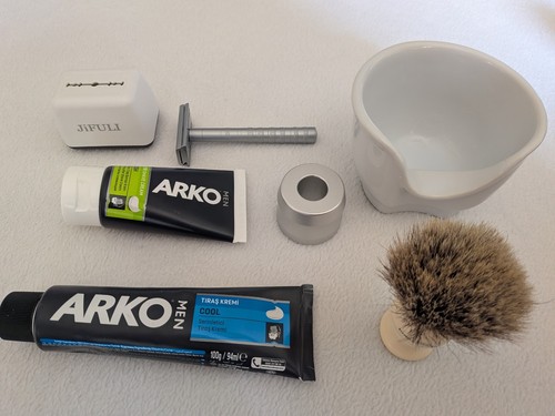 Beginners shaving bundle - de,