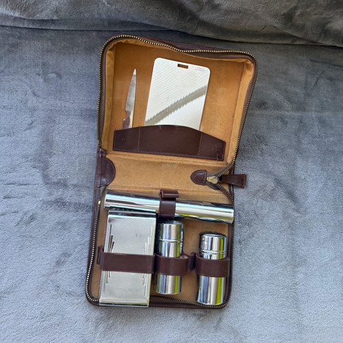 Travel shaving kit brown - kit,