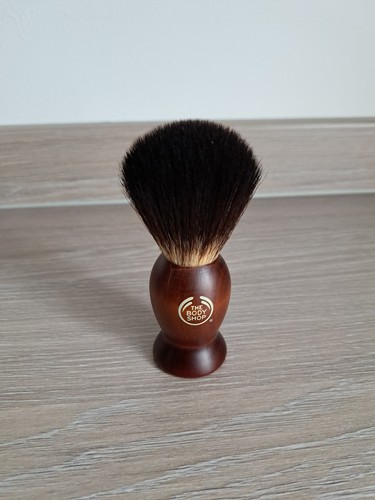 The body shop men - shop, wooden