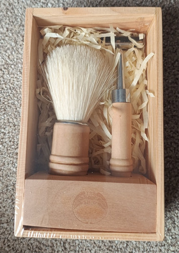 The body shop - body, shaving